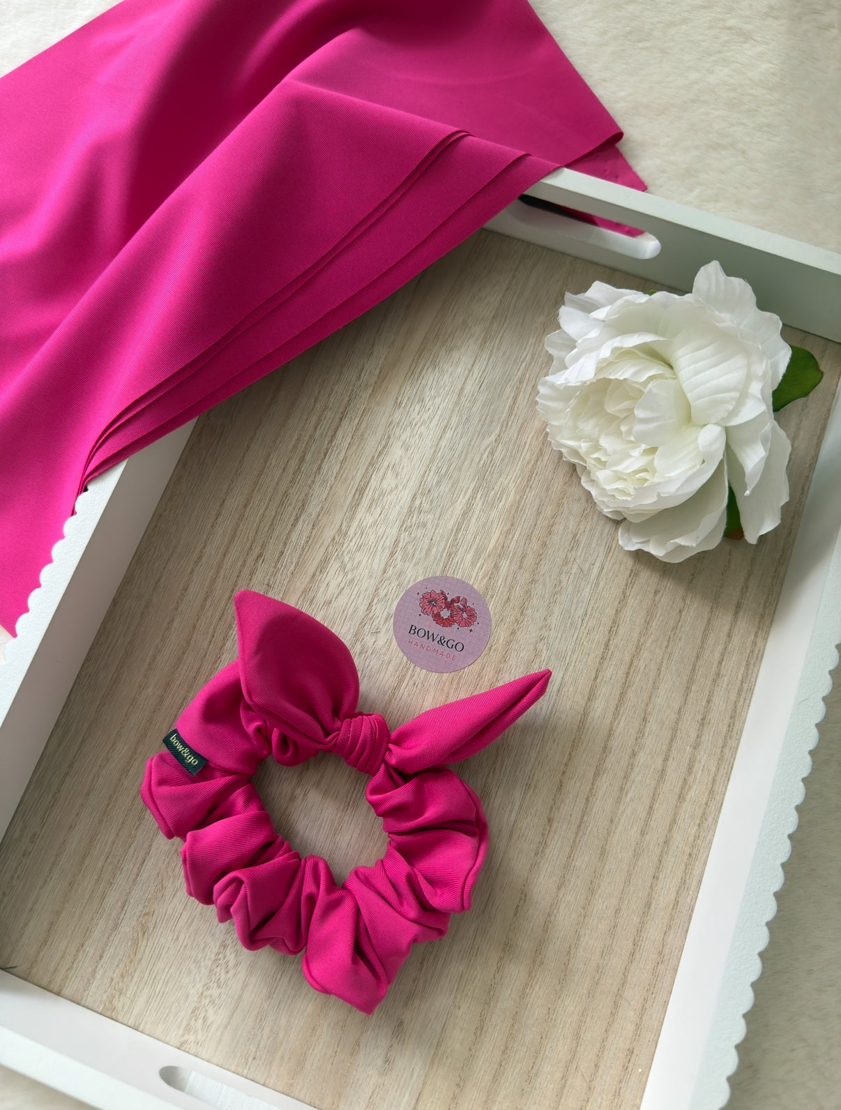 Miss Sporty scrunchie.