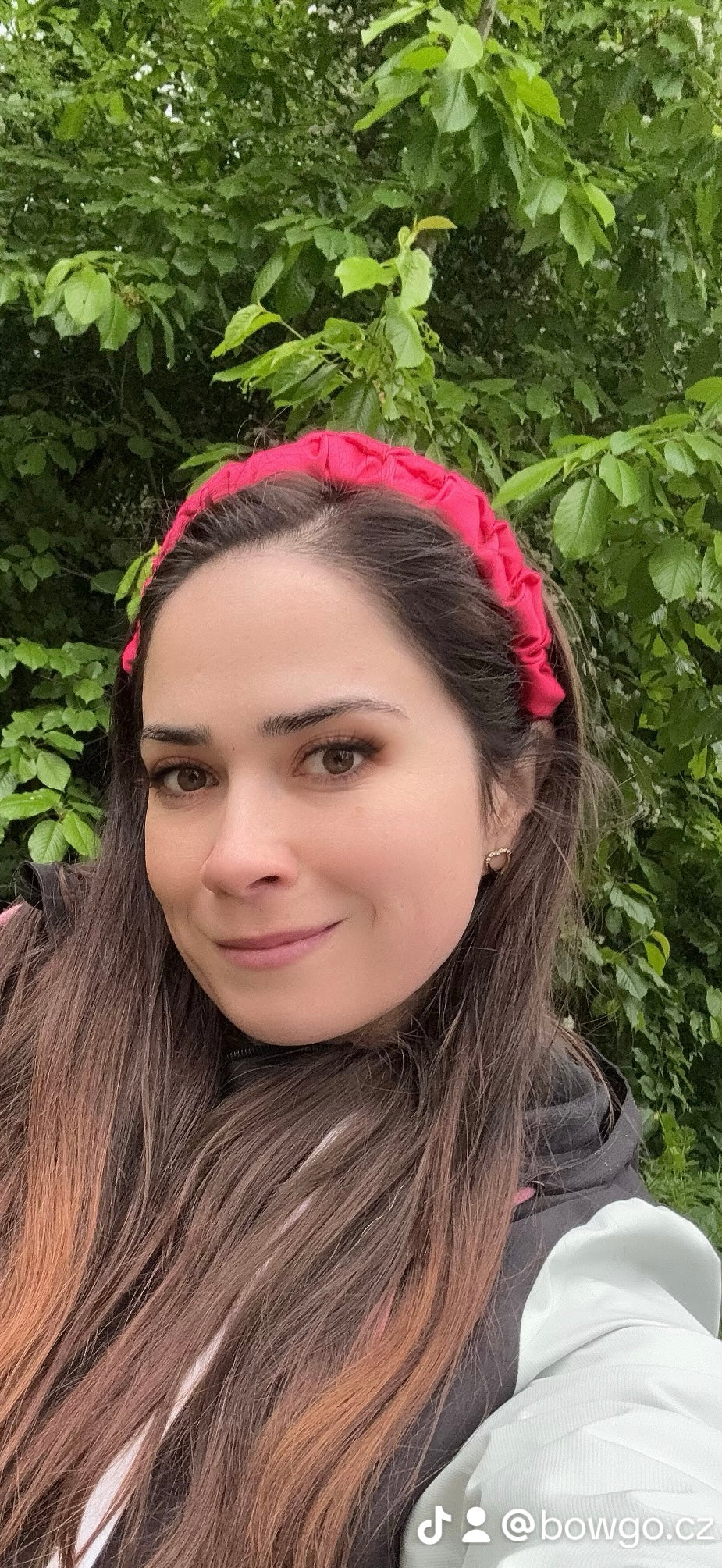 Ruffle Raspberry čelenka do vlasů.