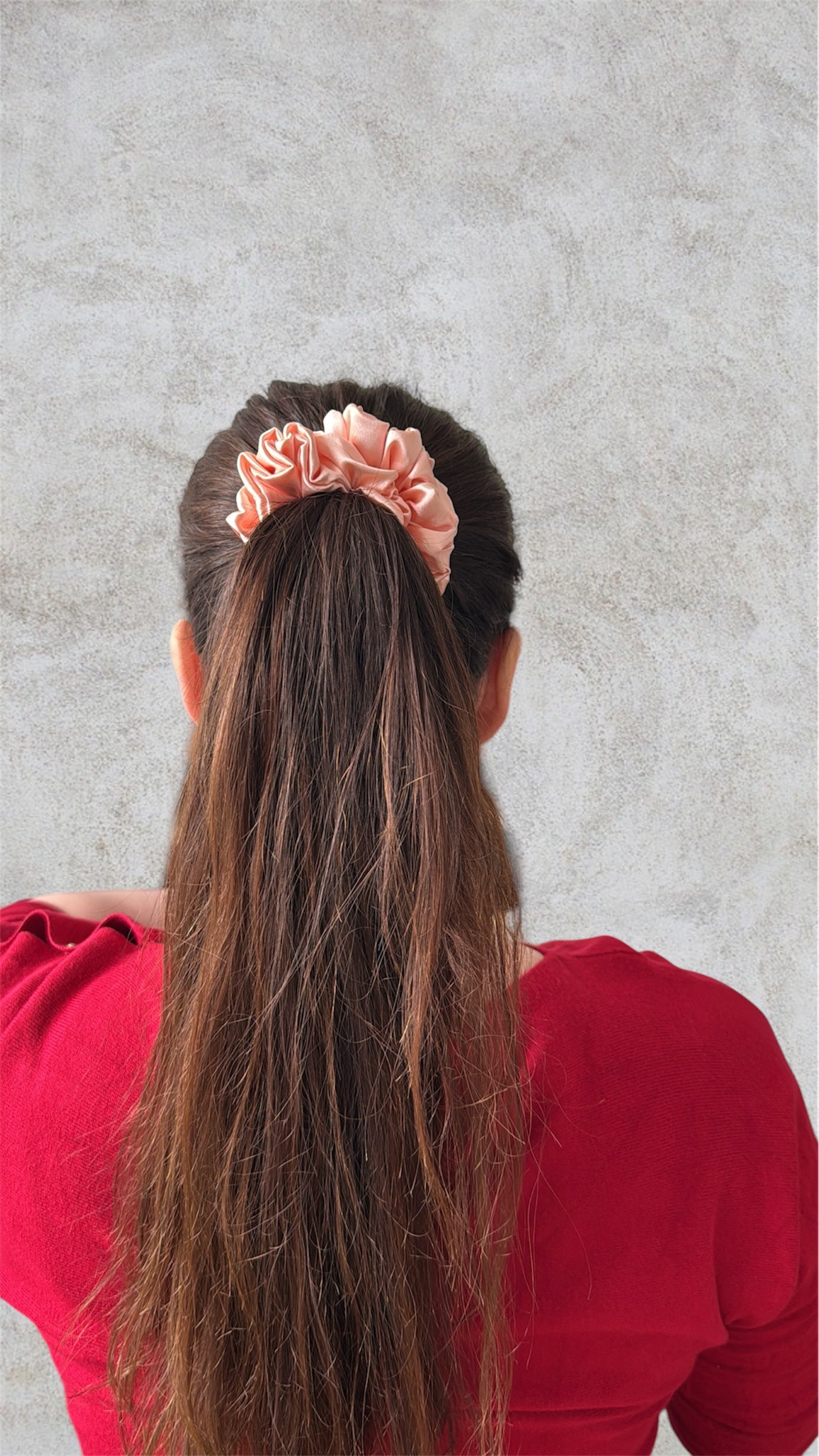 Peach Glow lososová scrunchie